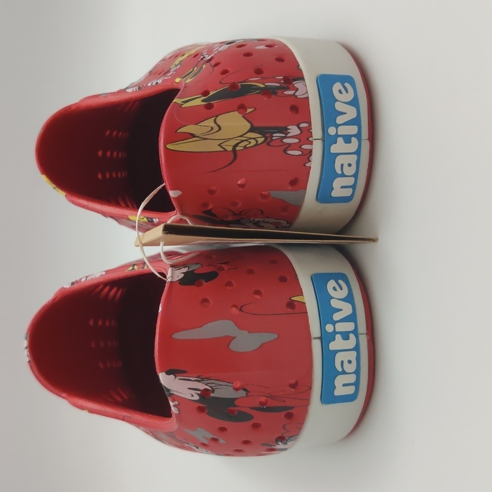 Disney Native Jefferson Print Minnie Mouse Women's Shoes - Picture 4 of 7